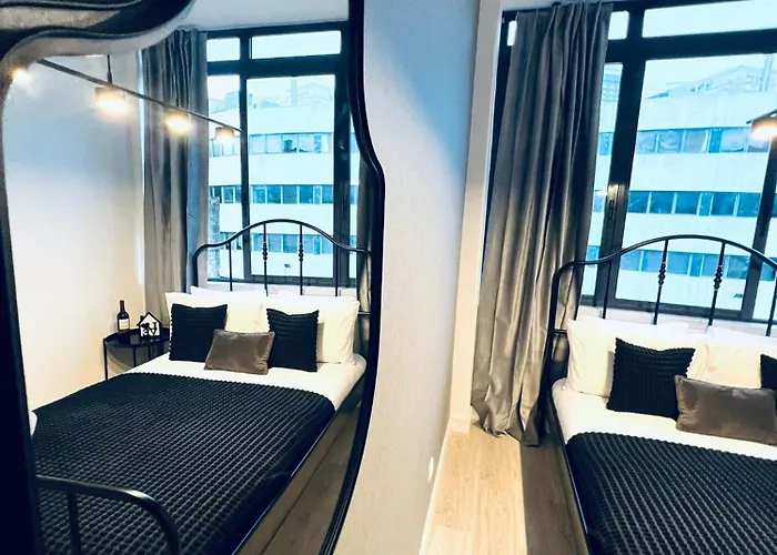 Hostel Luxury Location Of Lisbon, Next Attractions *